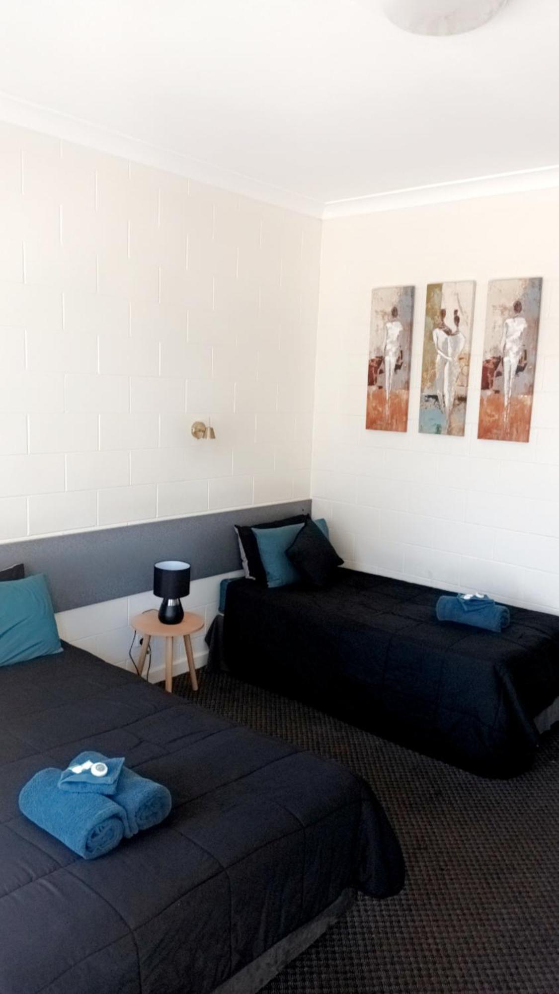 Central Point Motel Mount Isa Extérieur photo