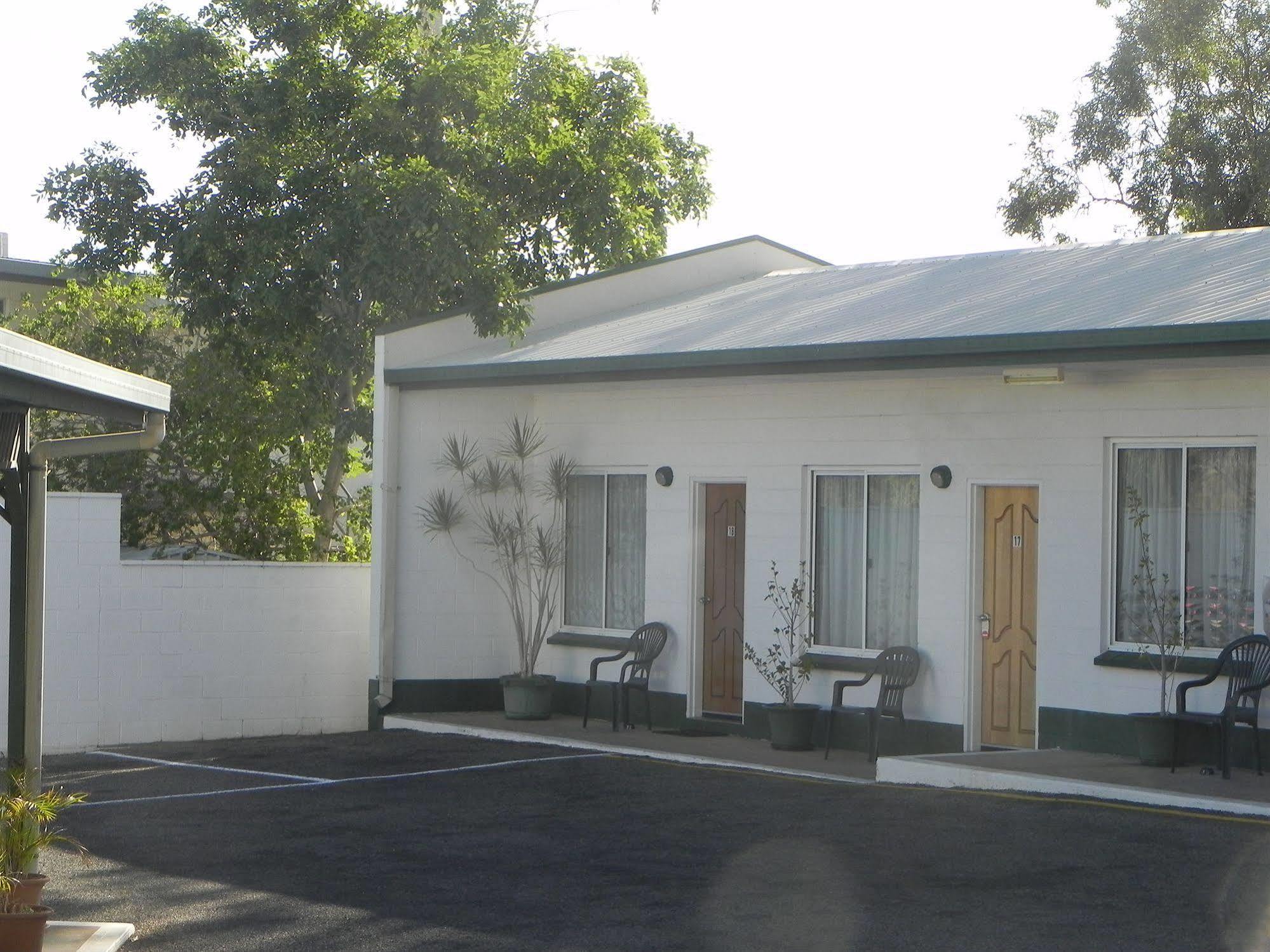 Central Point Motel Mount Isa Extérieur photo